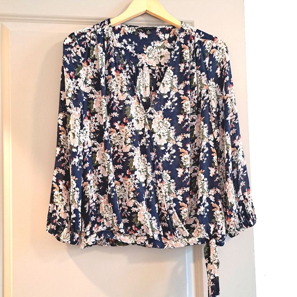 Lucky Brand Sheer Faux Wrap Top Size M EUC